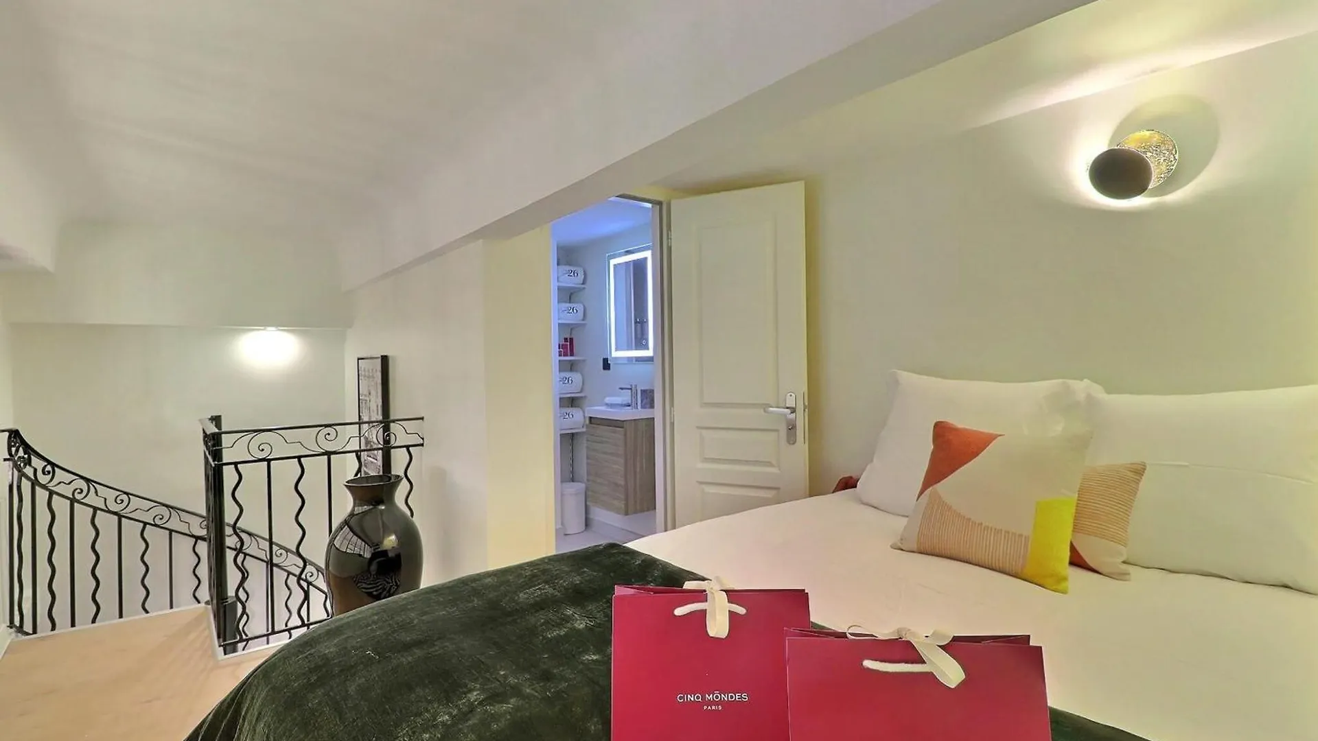La Suite 26 - 4 Stars - Daily Wellness Access Aix-en-Provence Apartment